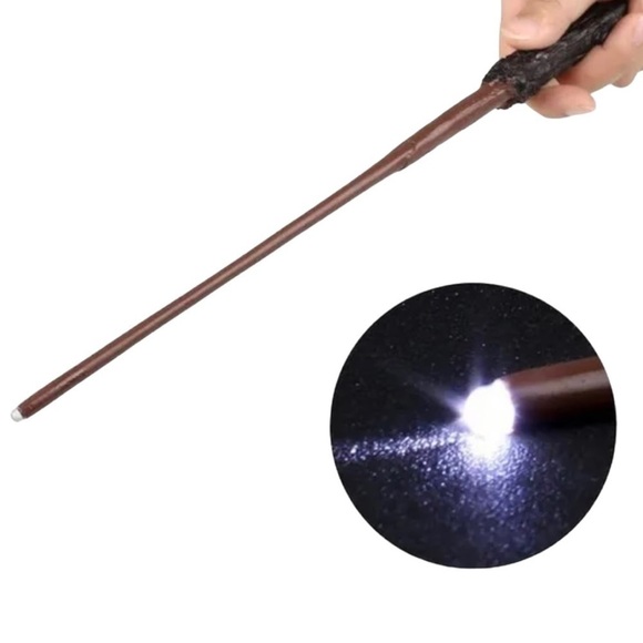 Harry Potter Magic Wand Luminous - Picture 2 of 4